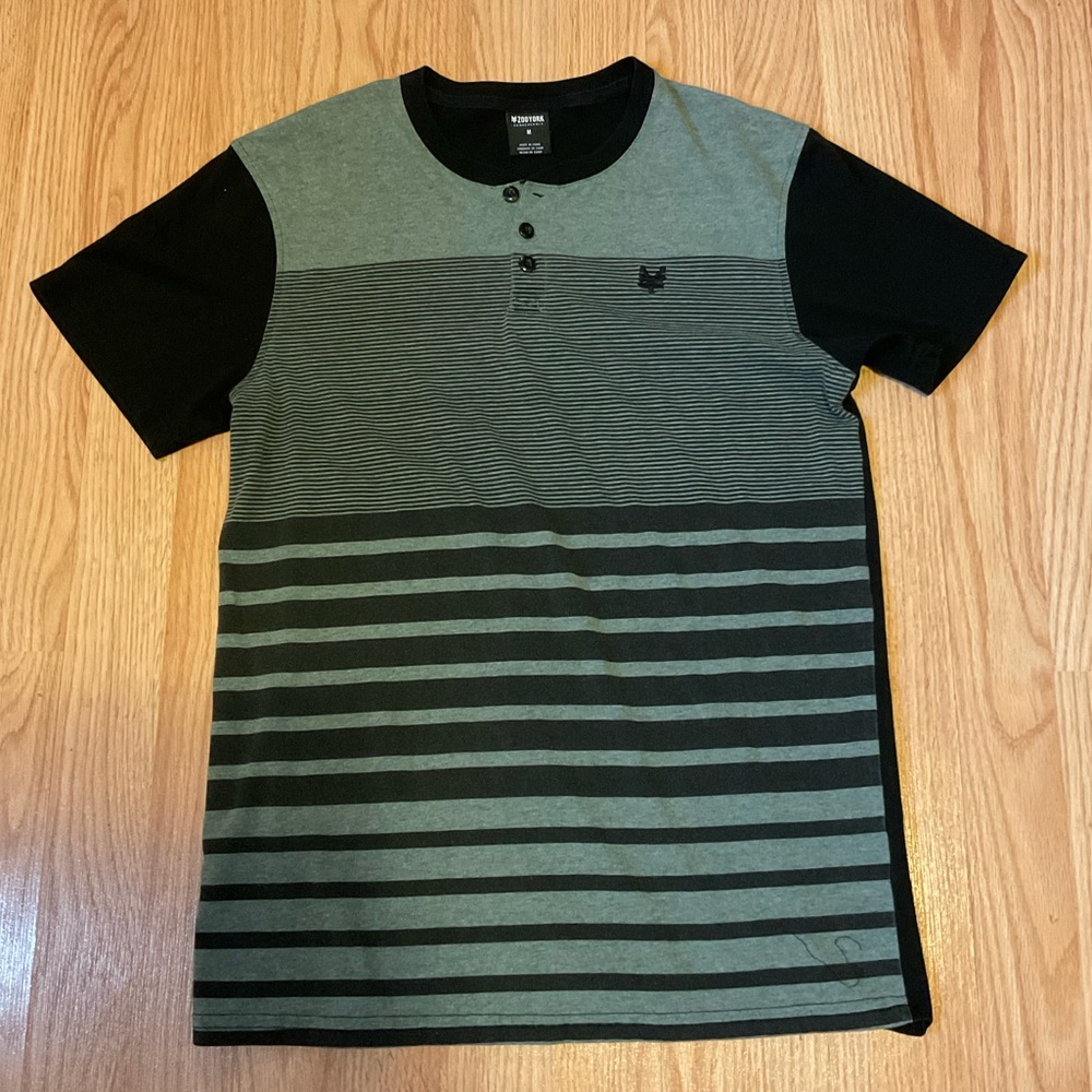 Throwback - Zoo York quarter button green/black striped shirt - size M